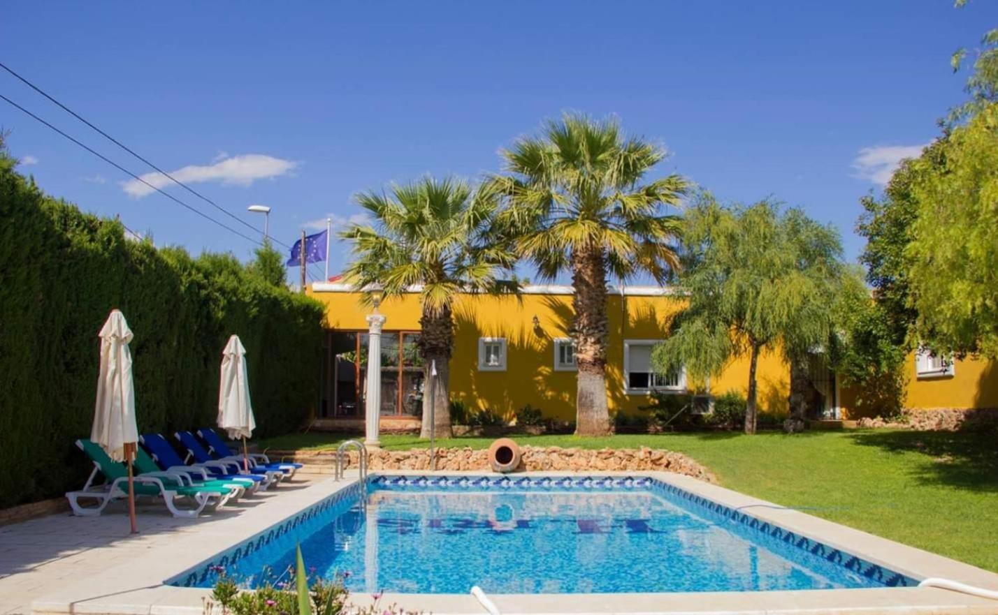 Hotel Iris La Eliana Exterior foto